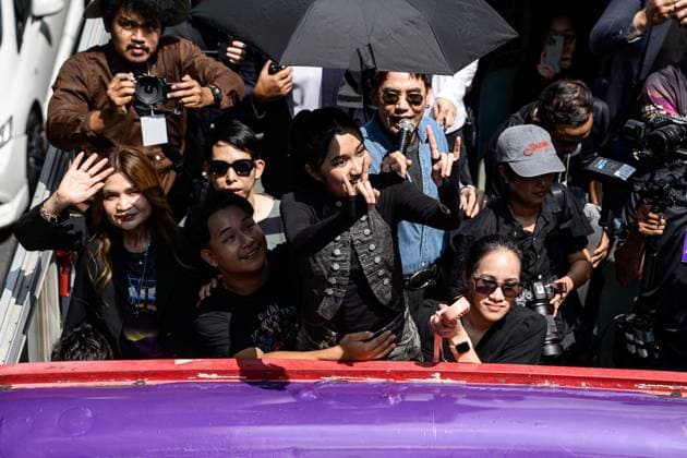 Nene Royal celebrates AGT victory in Bangkok BANGKOK, THAILAND, OCTOBER 4, 2026: Thai singer and guitarist Nene Royal takes part in a victory parade through central Bangkok following her win on Season 21 of America s Got Talent. The 16-year-old, who became the first Thai contestant to win the competition, was welcomed by fans during the Welcome NENE ROYAL: Win The World for Thailand celebration organized by Siam Piwat and private-sector partners. The parade began at Siam Paragon and travelled through central Bangkok before returning to the shopping complex for a welcome event. Bangkok Thailand Copyright: x xWatsawatxKoktabtimx xJNAxPressx
