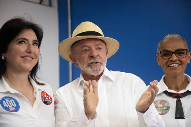 SaO PAULO, SP - 04.10.2026: 2026 ELECTIONS SP - President Luiz Inacio Lula da Silva votes at the Joao Firmino Correia de Araujo School, on the morning of this Sunday (04) in Sao Bernardo do Campo, SP. x3024814x  RodileixMorais