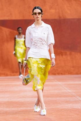 PFW Lacoste - Runway LZ A model walks the runway during the Lacoste Womenswear Spring Summer 2027 show as part of Paris Fashion Week on October 4, 2026 at Roland Garros in Paris, France. Photo by Laurent Zabulon ABACAPRESS.COM  Copyright: xZabulonxLaurent ABACAx