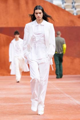 PFW Lacoste - Runway LZ A model walks the runway during the Lacoste Womenswear Spring Summer 2027 show as part of Paris Fashion Week on October 4, 2026 at Roland Garros in Paris, France. Photo by Laurent Zabulon ABACAPRESS.COM  Copyright: xZabulonxLaurent ABACAx