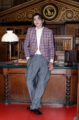 Cai Xukun at the photocall for the Valentino Women s Ready-to-Wear Spring Summer 2027 show during Paris Fashion Week (PFW) in Paris, France, on October 4, 2026. Olivier Borde, bestimage. Photocall at the Valentino Women’s Ready-to-Wear Spring Summer 2027 show as part of Paris Fashion Week on October 4, 2026, in Paris, France. Paris, France  Copyright: xOLIVIERxBORDEx xBESTIMAGExOLIVIERxBORDEx xBESTIMAGEx