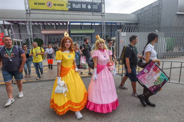 October 4, 2026: October 4, 2026 (Malaga) to San Diego Comic-Con Mo¡laga closes this Sunday its second edition with four days in which it has established itself with numerous guest stars. It has been four days with a full program of artists invited to the convention, which has gathered more than 60,000 followers, drawn mainly by the presence of the protagonists of El seo±or de los anillos, of the One Piece series and the anticipation for the novelties that had been announced for the Marvel universe - ZUMAc161 20261004_zap_c161_054 Copyright: xLorenzoxCarnerox