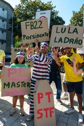 RECORD DATE NOT STATED Elections in the city of Porto, Portugal, 2026. Porto (Portugal), October 4, 2026 - Politics Elections 2026 Voting - Voters arrive to vote in Porto at ISEP, the third largest Brazilian polling station abroad, in the city of Porto, Portugal, this Sunday, October 4, 2026.(Foto: Andre Ribeiro Thenews2 imago images) Elections in the city of Porto, Portugal, 2026. Copyright: xAndrexRibeirox