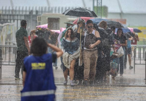 October 4, 2026: October 4, 2026 (Malaga)Elijah Wood and Sean Astin were the great stars of the Comic-Con de MoÂ¡laga. Actors Elijah Wood and Sean Astin, famous for their roles as Frodo and Sam in The Lord of the Rings, have brought this Sunday a bit of that Comarca of Middle-earth to the convention attended by 3000 people gathered in the room.  - ZUMAc161 20261004_zap_c161_063 Copyright: xLorenzoxCarnerox