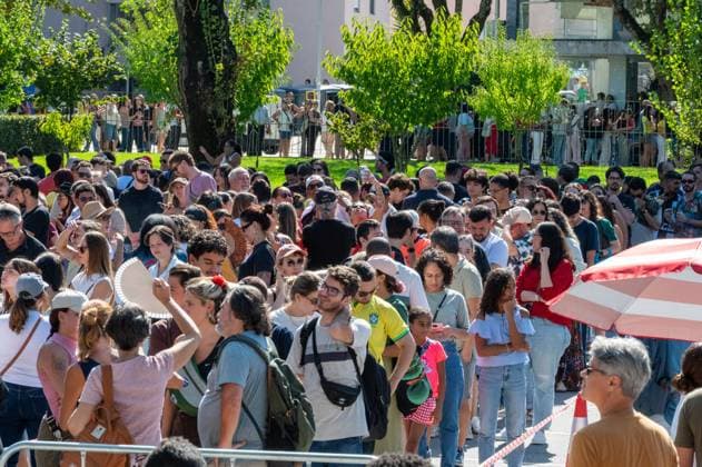 RECORD DATE NOT STATED Elections in the city of Porto, Portugal, 2026. Porto (Portugal), October 4, 2026 - Politics Elections 2026 Voting - Voters arrive to vote in Porto at ISEP, the third largest Brazilian polling station abroad, in the city of Porto, Portugal, this Sunday, October 4, 2026.(Foto: Andre Ribeiro Thenews2 imago images) Elections in the city of Porto, Portugal, 2026. Copyright: xAndrexRibeirox