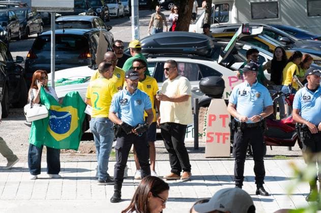 RECORD DATE NOT STATED Elections in the city of Porto, Portugal, 2026. Porto (Portugal), October 4, 2026 - Politics Elections 2026 Voting - Voters arrive to vote in Porto at ISEP, the third largest Brazilian polling station abroad, in the city of Porto, Portugal, this Sunday, October 4, 2026.(Foto: Andre Ribeiro Thenews2 imago images) Elections in the city of Porto, Portugal, 2026. Copyright: xAndrexRibeirox
