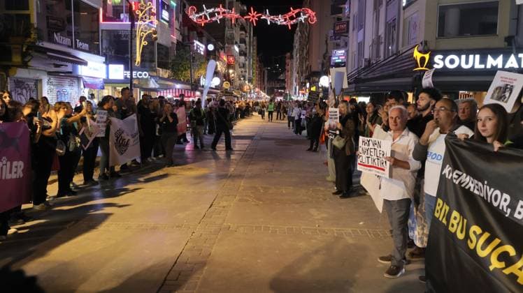 October 4, 2026, Izmir, To¼rkiye: IZMIR, TURKEY †OCTOBER 4, 2026: Animal rights activists staged a protest in Izmir on World Animal Protection Day, opposing the decision to round up and euthanize stray animals. Members of the Izmir Right to Life Advocates gathered in front of Alsancak Train Station in the Konak district and protested against the Law Amending the Animal Protection Act, which was passed by the Grand National Assembly of Turkey on July 30, 2024, published in the Official Gazette on August 2, 2024, and entered into force. Activists marched from Alsancak Station along Cyprus Martyrs Street before gathering in front of the To¼rkan Saylan Cultural Center. Chanting slogans including â€oeNo to your laws, let the anima - ZUMAq101 20261004_zna_q101_112 Copyright: xTurgayxKilicx