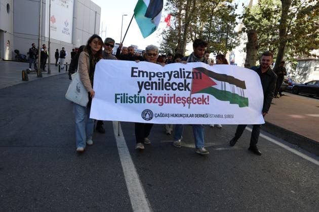 Pro-Palestinian protesters march through Istanbul ISTANBUL, TURKIYE, OCTOBER 4, 2026: Hundreds of demonstrators gather outside the Ataturk Cultural Center in Taksim before marching toward Dolmabahce during a protest organized by the Palestine Action Committee marking three years since the start of the Gaza war. Participants carried Palestinian flags and called for a full embargo on Israel and an end to commercial and diplomatic ties. The march concluded with a statement by organizers in Dolmabahce. istanbul Türkiye Copyright: x xÖzlemxKarayücelx xJNAxPressx