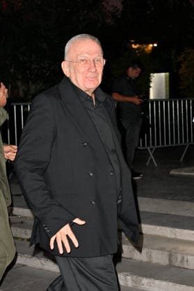PFW Jean Paul Gaultier Outside Arrivals Jean Paul Gaultier arriving at Jean Paul Gaultier show during Paris Fashion Week, in Paris, France on 4 October 2026. Photo by Julien Reynaud APS-Medias ABACAPRESS.COM Paris France  Copyright: xReynaudxJulien APS-Medias ABACAx