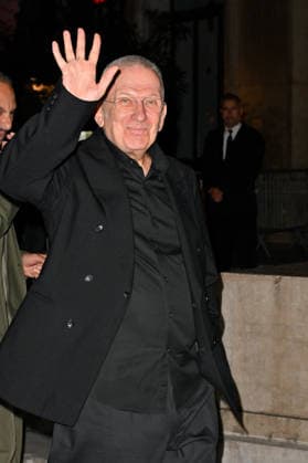 PFW Jean Paul Gaultier Outside Arrivals Jean Paul Gaultier arriving at Jean Paul Gaultier show during Paris Fashion Week, in Paris, France on 4 October 2026. Photo by Julien Reynaud APS-Medias ABACAPRESS.COM Paris France  Copyright: xReynaudxJulien APS-Medias ABACAx