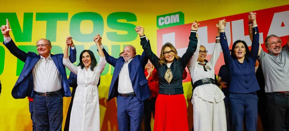 Lula delivers speech in Sao Paulo following first round of presidential election SAO PAULO, BRAZIL - OCTOBER 4: (----EDITORIAL USE ONLY - MANDATORY CREDIT - BRAZILIAN PRESIDENCY HANDOUT - NO MARKETING NO ADVERTISING CAMPAIGNS - DISTRIBUTED AS A SERVICE TO CLIENTS----) Brazilian President Luiz Inacio Lula da Silva speaks after the first round of the presidential elections in Sao Paulo, Brazil, on October 4, 2026. Brazilian Presidency Handout Anadolu Sao Paulo Brazil. Editorial use only. Please get in touch for any other usage.  Copyright: x2026xAnadoluxBrazilianxPresidencyx xHandoutx