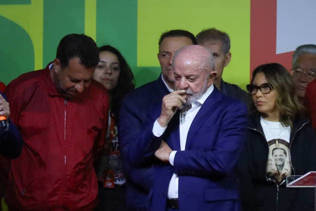 Lula delivers speech in Sao Paulo following first round of presidential election SAO PAULO, BRAZIL - OCTOBER 4: Brazilian President and presidential candidate Luiz Inacio Lula da Silva speaks after the first round of the presidential elections in Sao Paulo, Brazil, on October 4, 2026. Julia Ju Anadolu Sao Paulo Brazil. Editorial use only. Please get in touch for any other usage.  Copyright: x2026xAnadoluxJuliaxJux