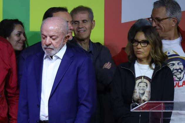 Lula delivers speech in Sao Paulo following first round of presidential election SAO PAULO, BRAZIL - OCTOBER 4: Brazilian President and presidential candidate Luiz Inacio Lula da Silva speaks after the first round of the presidential elections in Sao Paulo, Brazil, on October 4, 2026. Julia Ju Anadolu Sao Paulo Brazil. Editorial use only. Please get in touch for any other usage.  Copyright: x2026xAnadoluxJuliaxJux