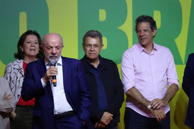 Lula delivers speech in Sao Paulo following first round of presidential election SAO PAULO, BRAZIL - OCTOBER 4: Brazilian President and presidential candidate Luiz Inacio Lula da Silva speaks after the first round of the presidential elections in Sao Paulo, Brazil, on October 4, 2026. Julia Ju Anadolu Sao Paulo Brazil. Editorial use only. Please get in touch for any other usage.  Copyright: x2026xAnadoluxJuliaxJux