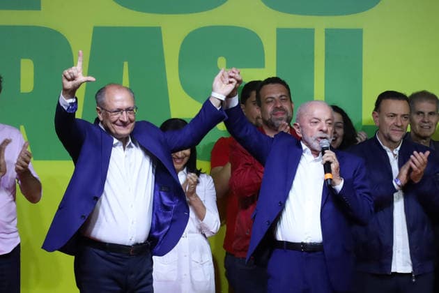 Lula delivers speech in Sao Paulo following first round of presidential election SAO PAULO, BRAZIL - OCTOBER 4: Brazilian President and presidential candidate Luiz Inacio Lula da Silva speaks after the first round of the presidential elections in Sao Paulo, Brazil, on October 4, 2026. Julia Ju Anadolu Sao Paulo Brazil. Editorial use only. Please get in touch for any other usage.  Copyright: x2026xAnadoluxJuliaxJux