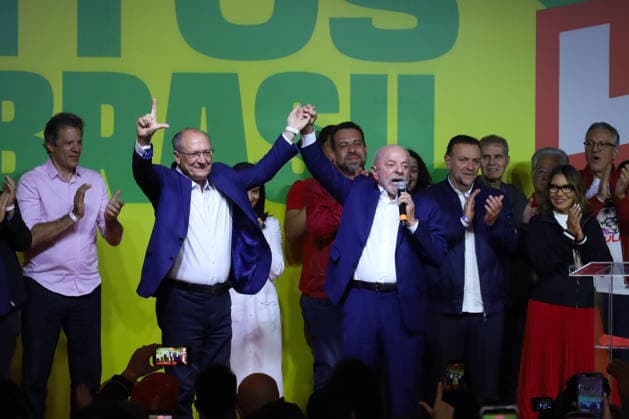 Lula delivers speech in Sao Paulo following first round of presidential election SAO PAULO, BRAZIL - OCTOBER 4: Brazilian President and presidential candidate Luiz Inacio Lula da Silva speaks after the first round of the presidential elections in Sao Paulo, Brazil, on October 4, 2026. Julia Ju Anadolu Sao Paulo Brazil. Editorial use only. Please get in touch for any other usage.  Copyright: x2026xAnadoluxJuliaxJux