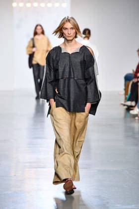PFW - Niccolo Pasqualetti Runway A model walks the runway during the Niccolò Pasqualetti Womenswear Spring Summer 2027 show as part of Paris Fashion Week on October 04, 2026 in Paris, France. Photo by Shootpix ABACAPRESS.COM Paris France  Copyright: xShootpix ABACAx