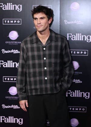 October 4, 2026, New York, Ny, United States: KJ Apa attends the New York Premiere of Falling . Held at The SAG-AFTRA Foundation Robin Williams Center in New York. Zuma Press. October 4, 2026. New York United States - ZUMAp281 20261004_zea_p281_008 Copyright: xPhotoxImagexPressx