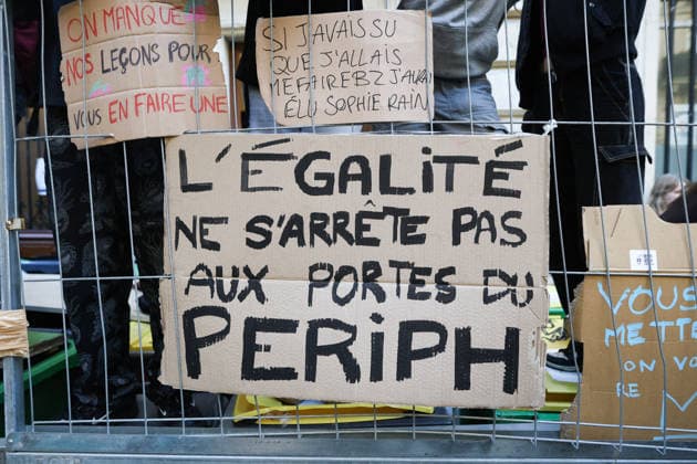 High School Turgot Blockade - Paris Student blocking High school Turgot in Paris, France on October 5, 2026 as they continue their protest to demand the hiring of substitute teachers, increased resources, and decent learning conditions. Photo by Raphael Lafargue ABACAPRESS.COM Paris France  Copyright: xLafarguexRaphael ABACAx