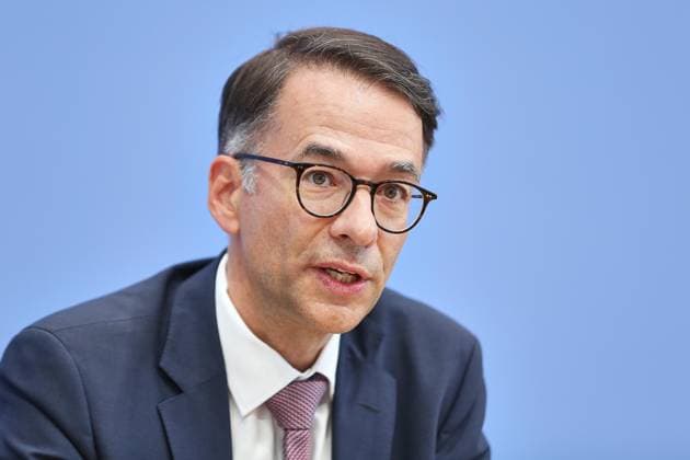 Berlin, Germany, October 5, 2026 Federal Press Conference Firmly Against Anti-Semitism Expert Opinion on the Draft Bill to Criminalize the Denial of Israel’s Right to Exist Christian Heinz, CDU Copyright: xdtsxNachrichtenagenturx dts_137125