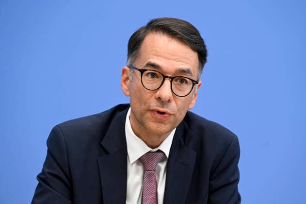 ABB BPK Christian Heinz, Hessian Minister of Justice and for the Rule of Law Topic: Presentation Resolutely Against Anti-Semitism Expert Opinion on the Draft Bill Criminalizing the Denial of Israel’s Right to Exist at the BPK Federal Press Conference in Berlin on October 1, 2026, Berlin, Germany