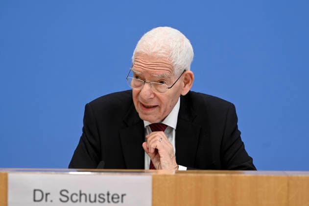 ABB BPK Dr. Josef Schuster, President of the Central Council of Jews in Germany Topic: Presentation Resolutely Against Anti-Semitism Expert Opinion on the Draft Law Criminalizing the Denial of Israel’s Right to Exist at the BPK Federal Press Conference in Berlin on October 1, 2026, Berlin, Germany
