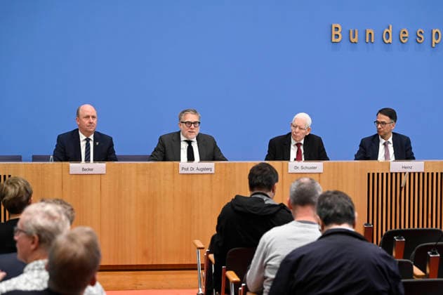 ABB BPK Uwe Becker, Representative of the Hessian State Government for Jewish Life Dr. Steffen Augsberg, Pr