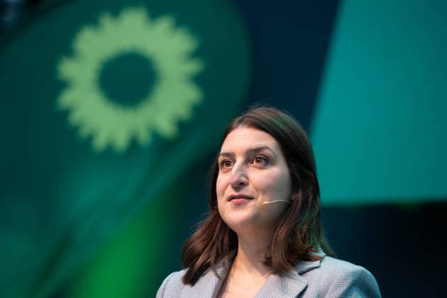 Yazguelue ZEYBEK Yazgülü Zeybek, State Chair of Alliance 90 The Greens, Alliance 90 The Greens in North Rhine-Westphalia, during her speech at the Alliance 90 The Greens press conference on the candidate slate for the 2027 state election in North Rhine-Westphalia, October 5, 2026,