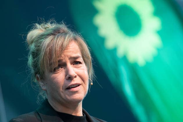 Mona NEUBAUR intends to lead her party as the top candidate in the 2027 state election in North Rhine-Westphalia. During her speech, Mona NEUBAUR, Alliance 90 The Greens, Minister for Economy, Industry, Climate Protection, and Energy, Deputy Minister-President of North Rhine-Westphalia, at a press conference held by Alliance 90 The Greens regarding the nominati