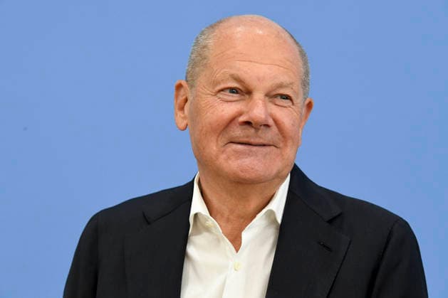 ABB BPK Olaf Scholz, Former Federal Chancellor and Co-Chair of the ENSK Topic: Introduction to the North-South Commission on Development Policy (ENSK) Press conference on the composition and priority issues of the North-South Commission on Development Policy at the Federal Press Conference (BPK) in Berlin on October 5, 2026, Berlin, Germany