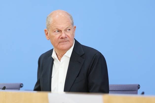 Berlin, Germany, October 5, 2026 Federal Press Conference: Presentation of the North-South Commission on Development Policy (ENSK) Press Conference on the Composition and Priority Issues of the North-South Commission on Development Policy Olaf Scholz, SPD Copyright: xdtsxNachrichtenagenturx dts_137140