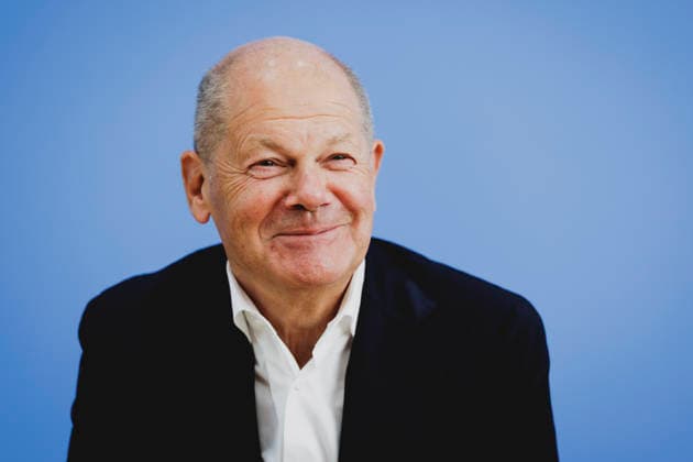 Olaf Scholz, former German Chancellor and Co-Chair of the ENSK, photographed during a press conference to introduce the North-South Commission on Development Policy in Berlin, October 5, 2026, Berlin, Germany Copyright: xFlorianxGaertnerx