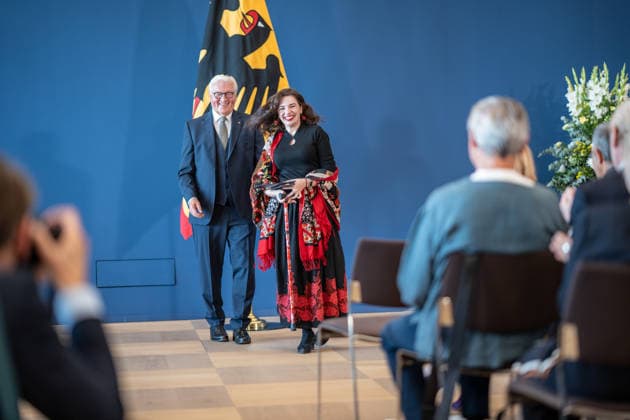 Federal President Frank Walter Steinmeier awards the Order of Merit of the Federal Republic of Germany to 21 citizens on German Unity Day Marina Weisband, activist Federal President awards the Order of Merit of the Federal Republic of Germany on German Unity Day, Berlin, Germany, official residence at the Spreebogen