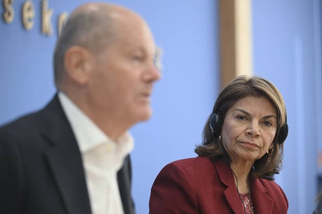 South-North Commission co-chairs hold press conference in Berlin BERLIN, GERMANY - OCTOBER 05: Former German Chancellor Olaf Scholz (L) and former Costa Rican President Laura Chinchilla Miranda (R), co-chairs of the North-South Development Policy Commission (ENSK), hold a press conference at the Federal Press House in Berlin, Germany, on October 05, 2026. Halil Sagirkaya Anadolu Berlin Germany. Editorial use only. Please get in touch for any other usage.  Copyright: x2026xAnadoluxHalilxSagirkayax