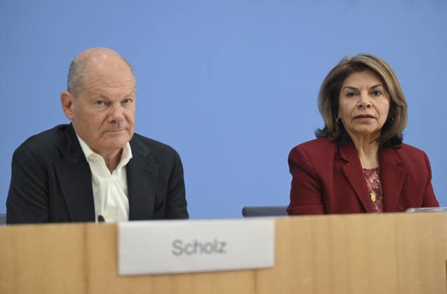 South-North Commission co-chairs hold press conference in Berlin BERLIN, GERMANY - OCTOBER 05: Former German Chancellor Olaf Scholz (L) and former Costa Rican President Laura Chinchilla Miranda (R), co-chairs of the North-South Development Policy Commission (ENSK), hold a joint press conference at the Federal Press House in Berlin, Germany, on October 05, 2026. Halil Sagirkaya Anadolu Berlin Germany. Editorial use only. Please get in touch for any other usage.  Copyright: x2026xAnadoluxHalilxSagirkayax