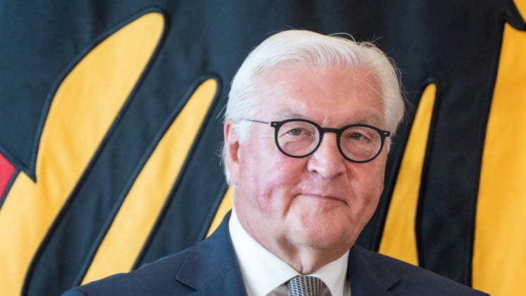 Federal President Frank Walter Steinmeier awards the Order of Merit of the Federal Republic of Germany to 21 citizens on German Unity Day Federal President awards the Order of Merit of the Federal Republic of Germany on German Unity Day, Berlin, Germany; official residence at the Spreebogen