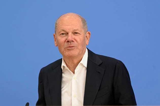 ABB BPK Olaf Scholz, Former Federal Chancellor and Co-Chair of the ENSK Topic: Introduction to the North-South Commission on Development Policy (ENSK) Press conference on the composition and priority issues of the North-South Commission on Development Policy at the Federal Press Conference (BPK) in Berlin on October 5, 2026, Berlin, Germany