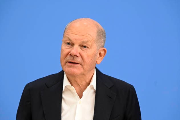 ABB BPK Olaf Scholz, Former Federal Chancellor and Co-Chair of the ENSK Topic: Introduction to the North-South Commission on Development Policy (ENSK) Press conference on the composition and priority issues of the North-South Commission on Development Policy at the Federal Press Conference (BPK) in Berlin on October 5, 2026, Berlin, Germany