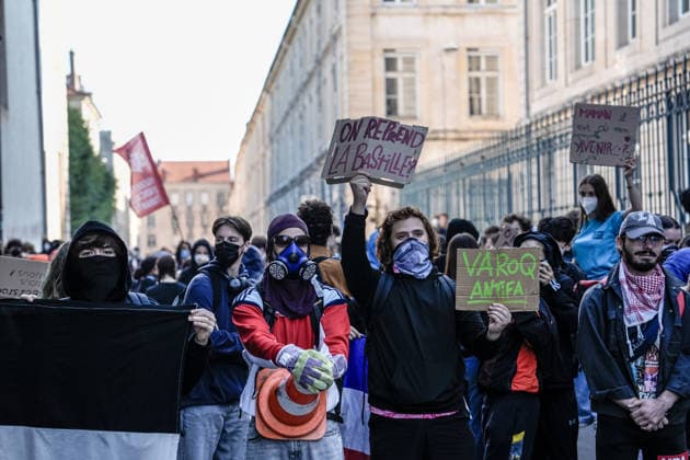 Student protests continue across France as up to 500 high schools close NANCY, FRANCE - OCTOBER 5: High school students gather to protest against current education conditions disrupt classes across the country in Nancy, France on October 5, 2026. Demonstrators pushed for expanded resources, improved school maintenance, smaller class sizes, and strategies to tackle staffing shortages. The countrywide action disrupted learning at roughly 400 to 500 high schools, which experienced full or partial class suspensions. Muhammed Said Tako Anadolu Nancy France. Editorial use only. Please get in touch for any other usage.  Copyright: x2026xAnadoluxMuhammedxSaidxTakox