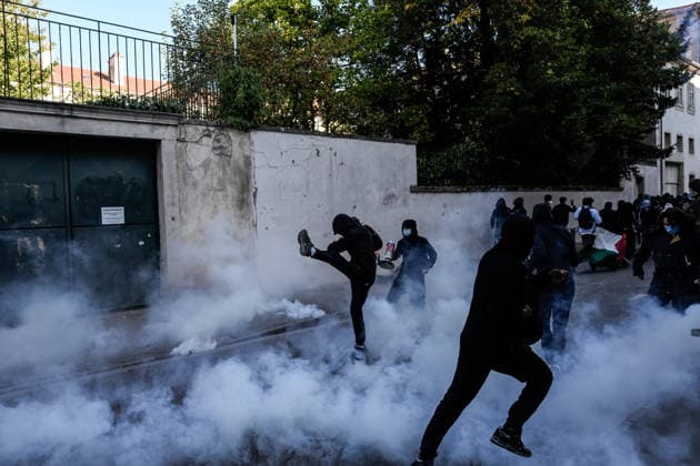 Student protests continue across France as up to 500 high schools close NANCY, FRANCE - OCTOBER 5: Tear gas is thrown during protest against current education conditions disrupt classes across the country in Nancy, France on October 5, 2026. Demonstrators pushed for expanded resources, improved school maintenance, smaller class sizes, and strategies to tackle staffing shortages. The countrywide action disrupted learning at roughly 400 to 500 high schools, which experienced full or partial class suspensions. Muhammed Said Tako Anadolu Nancy France. Editorial use only. Please get in touch for any other usage.  Copyright: x2026xAnadoluxMuhammedxSaidxTakox