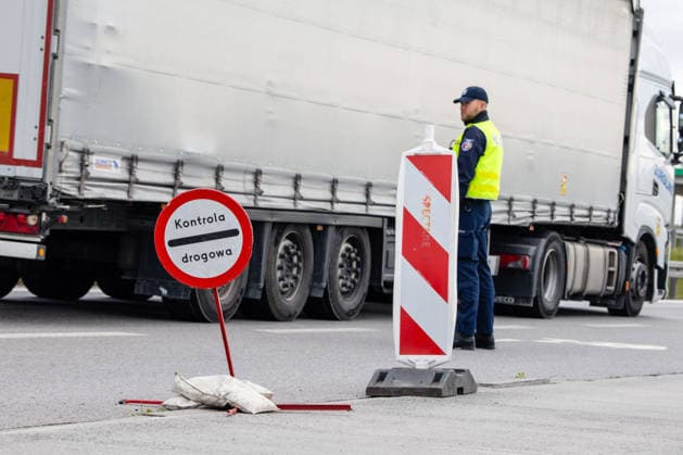 The meeting between Martynas Katelynas and Marcin Kierwinski at the Budzisko Border Control Point on October 5, 2026, in Budzisko  Copyright: xTeodorasxBiliÅ«nas BNSx