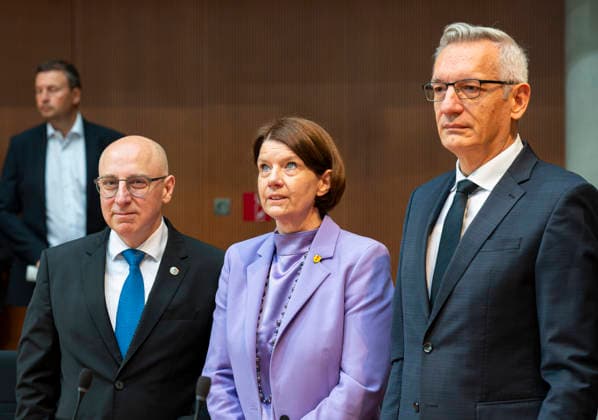 Hearing of the Federal Intelligence Services, Germany, Berlin, October 5, 2026 Sinan Selen, President of the Federal Office for the Protection of the Constitution, Martina Rosenberg looks up, President of the Federal Office for Military Counterintelligence, and Martin Jäger,