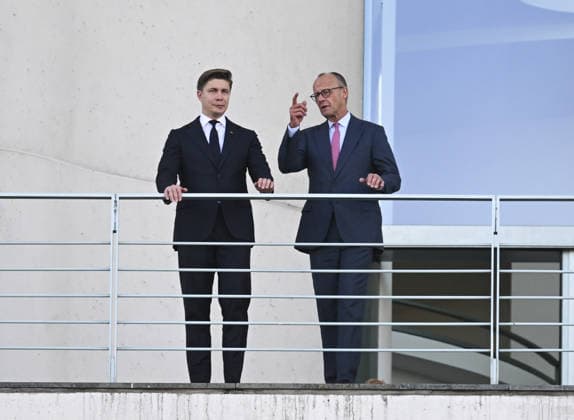 Friedrich Merz - Mindaugas Sinkevicius meeting in Berlin BERLIN, GERMANY - OCTOBER 5: German Chancellor Friedrich Merz welcomes Lithuanian Prime Minister Mindaugas Sinkevicius with an official ceremony at the Chancellery in Berlin, Germany on October 5, 2026. Halil Sagirkaya Anadolu Berlin Germany. Editorial use only. Please get in touch for any other usage. Copyright: x2026xAnadoluxHalilxSagirkayax