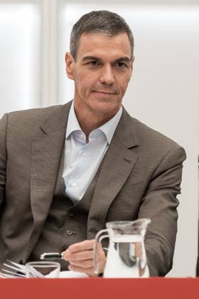 Sánchez Chairs the Meeting of the PSOE’s Federal Executive Committee The Prime Minister and Secretary-General of the PSOE, Pedro Sánchez, chairs the meeting of the PSOE’s Federal Executive Committee (CEF) at the PSOE headquarters in Ferraz on October 5, 2026, in Madrid, Spain. Sánchez announced today that he is dissolving Parliament and calling a general election for November 29. OCTOBER 5, 2026 Diego Radamé Madrid, Madrid, Spain  Copyright: xDiegoxRadamÃ sx 7822969