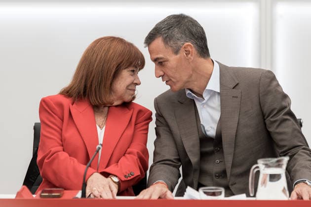 Sánchez Chairs the Meeting of the PSOE’s Federal Executive Committee. PSOE President Cristina Narbona, and Prime Minister and PSOE Secretary-General Pedro Sánchez, during the meeting of the PSOE’s Federal Executive Committee (CEF) at the PSOE headquarters in Ferraz on October 5, 2026, in Madrid, Spain. Sánchez announced today that he is dissolving Parliament and calling a general election for November 29. OCTOBER 5, 2026 Diego Radamé Madrid, Madrid, Spain  Copyright: xDiegoxRadamÃ sx 7822996