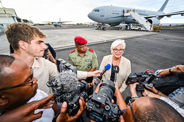 Catherine Vautrin visited Réunion on Monday as part of the Pegase 2026 mission at Air Base 181 at Roland Garros Airport in Sainte-Marie. the Minister of the Armed Forces and Veterans Affairs emphasized cooperation with countries in the region. She participated in an in-flight refueling of a Rafale from aboard a military Airbus. Catherine Vautrin visited Réunion on Monday as part of the Pegase 2026 mission. At Air Base 181 at Roland Garros Airport in Sainte Marie, the Minister of the Armed Forces and Veterans Affairs emphasized cooperation with countries in the region. She participated in an in-flight refueling of a Rafale from aboard a military Airbus. 460220 2026 10 05  Copyright: xPierrexMarchalx xAnakaoPressx xStarfacex STAR_460220_033