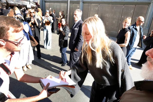 Uma Thurman at the Zimmermann Women’s Ready-to-Wear Spring Summer 2027 Collection fashion show during Paris Fashion Week on October 5, 2026. Christophe Aubert, Bestimage. Celebrities at the Zimmermann Women’s Ready-to-Wear Spring Summer 2027 Collection fashion show during Paris Fashion Week, October 5, 2026, Paris, France  Copyright: xChristophexAubertx xBestimagexChristophexAubertx xBestimagex