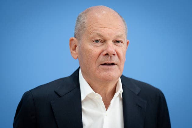 BPK, Berlin North-South Commission on Development Policy, BPK, Presentation of the North-South Commission on Development Policy (ENSK), Olaf Scholz, former German Chancellor and Co-Chair of the ENSK, Berlin, Germany