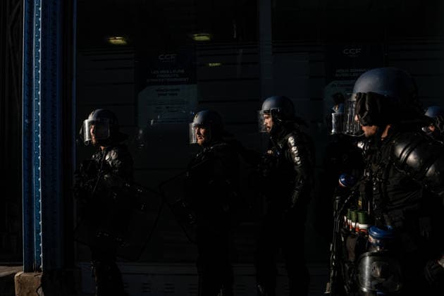 Student protests continue across France as up to 500 high schools close NANCY, FRANCE - OCTOBER 5: Police are seen during protest against current education conditions disrupt classes across the country in Nancy, France on October 5, 2026. Demonstrators pushed for expanded resources, improved school maintenance, smaller class sizes, and strategies to tackle staffing shortages. The countrywide action disrupted learning at roughly 400 to 500 high schools, which experienced full or partial class suspensions. Muhammed Said Tako Anadolu Nancy France. Editorial use only. Please get in touch for any other usage.  Copyright: x2026xAnadoluxMuhammedxSaidxTakox