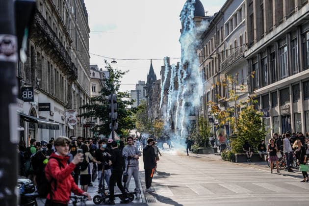 Student protests continue across France as up to 500 high schools close NANCY, FRANCE - OCTOBER 5: High school students stage a protest against current education conditions disrupt classes across the country in Nancy, France on October 5, 2026. Demonstrators pushed for expanded resources, improved school maintenance, smaller class sizes, and strategies to tackle staffing shortages. The countrywide action disrupted learning at roughly 400 to 500 high schools, which experienced full or partial class suspensions. Muhammed Said Tako Anadolu Nancy France. Editorial use only. Please get in touch for any other usage.  Copyright: x2026xAnadoluxMuhammedxSaidxTakox